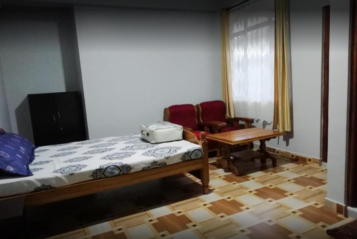 Breiancy Holiday Inn Cherrapunji Ngoại thất bức ảnh